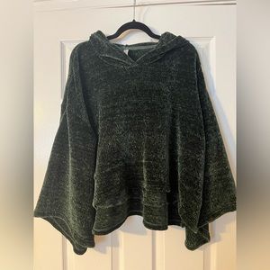 Chenille cropped hoodie